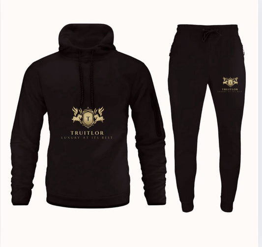 Truitlor luxury at its best jogger set